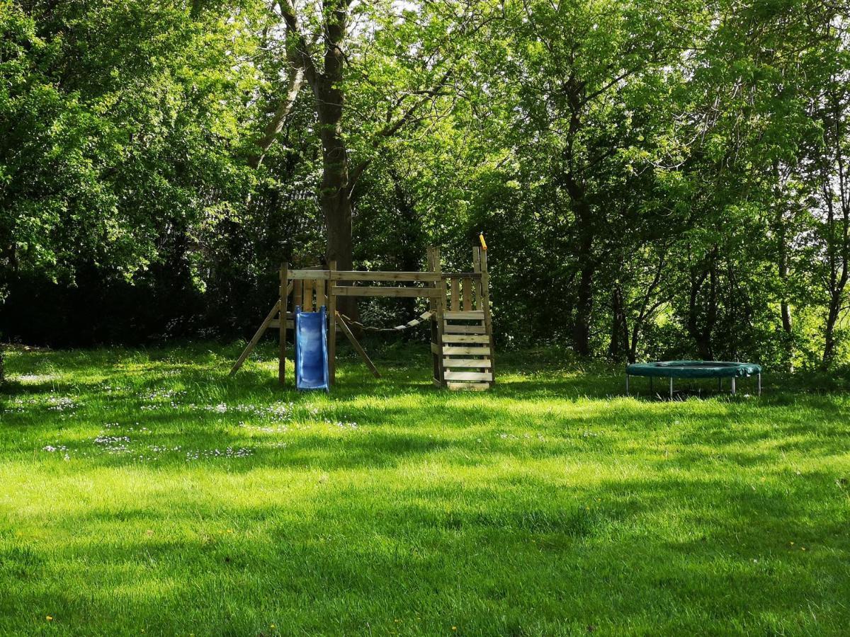 Landhaus Kaisershof - Ferienwohnungen auf dem Land Schillig Exterior foto